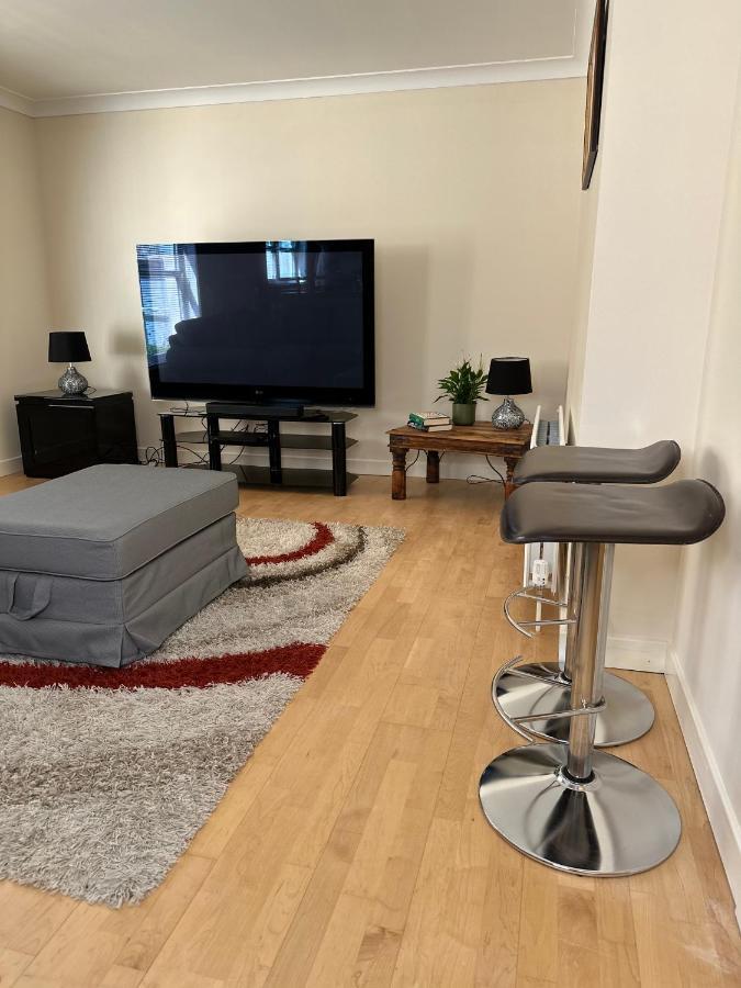 2 Bed City Centre Executive Apartment Aberdeen Eksteriør billede